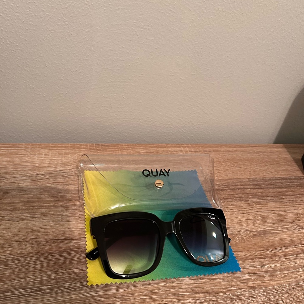 Quay Australia Icy Black Gradient Sunglasses - Picture 3 of 3